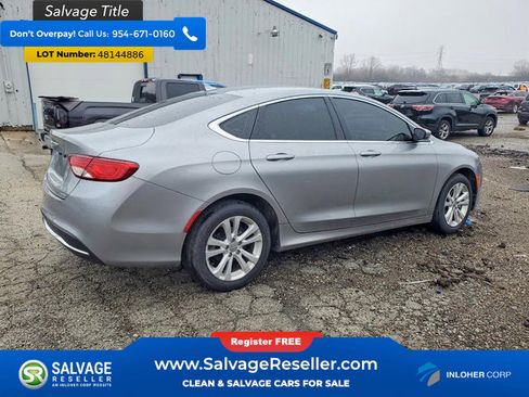 Used 2017 Chrysler 200 Limited Platinum image 4