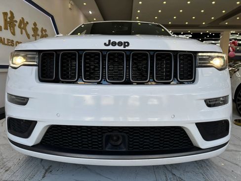 Used 2019 Jeep Grand Cherokee High Altitude AWD/4WD image 7