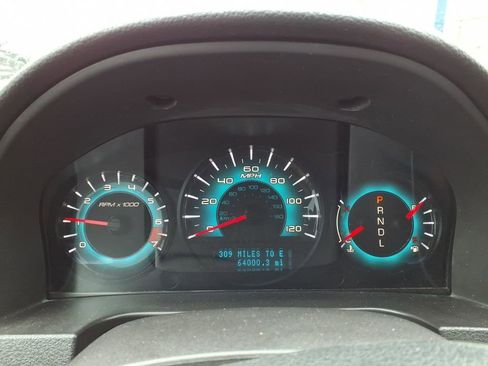 Used 2010 Ford Fusion SE image 18