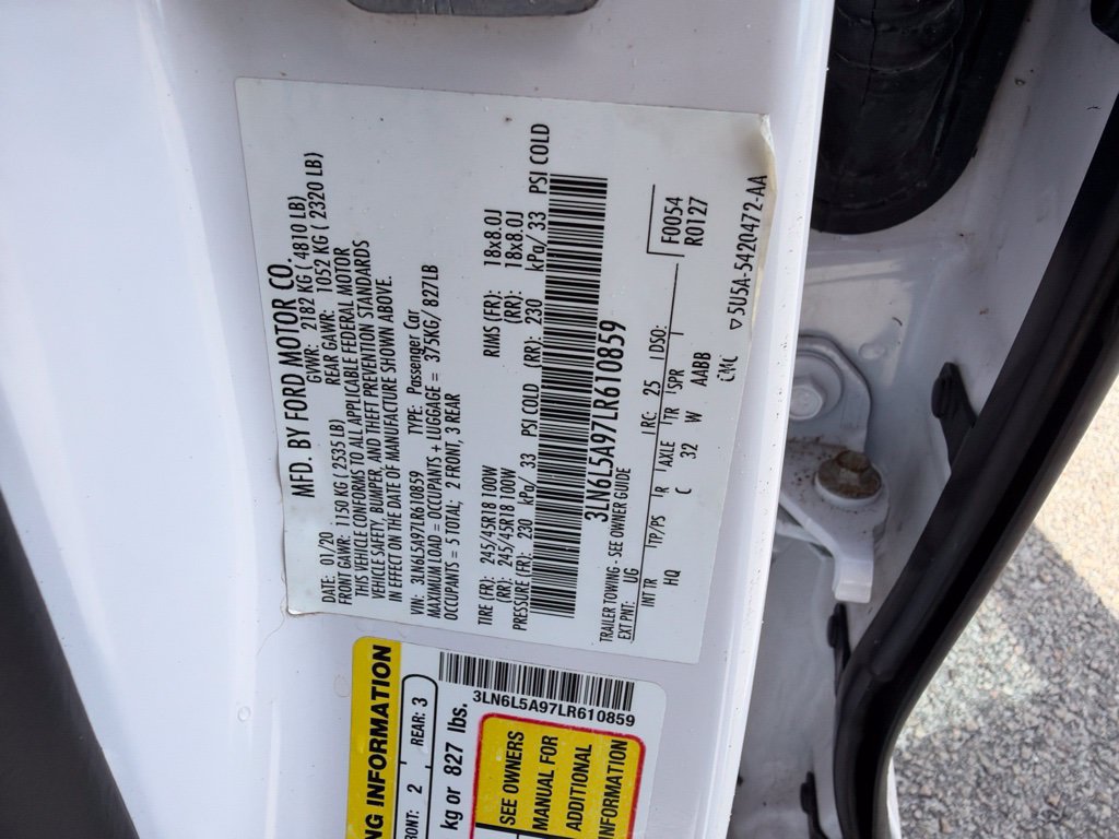 Used 2020 Lincoln MKZ w/ Convenience Package FWD image 14