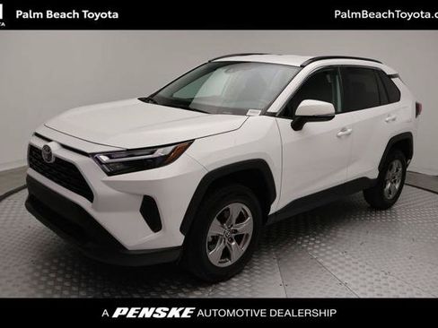 Certified 2025 Toyota RAV4 XLE FWD image 1