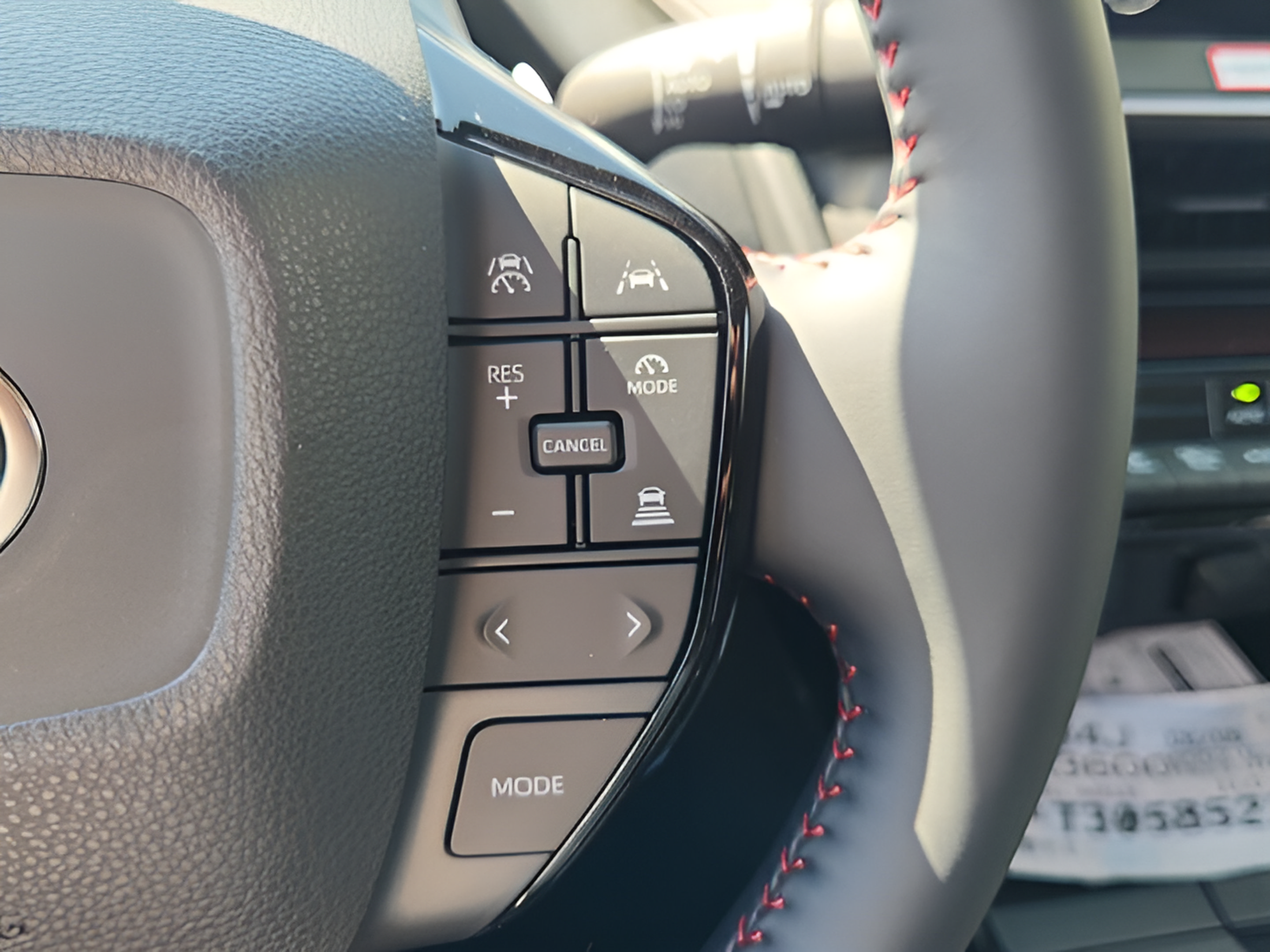New 2026 Toyota Prius Plug-In Hybrid FWD image 21