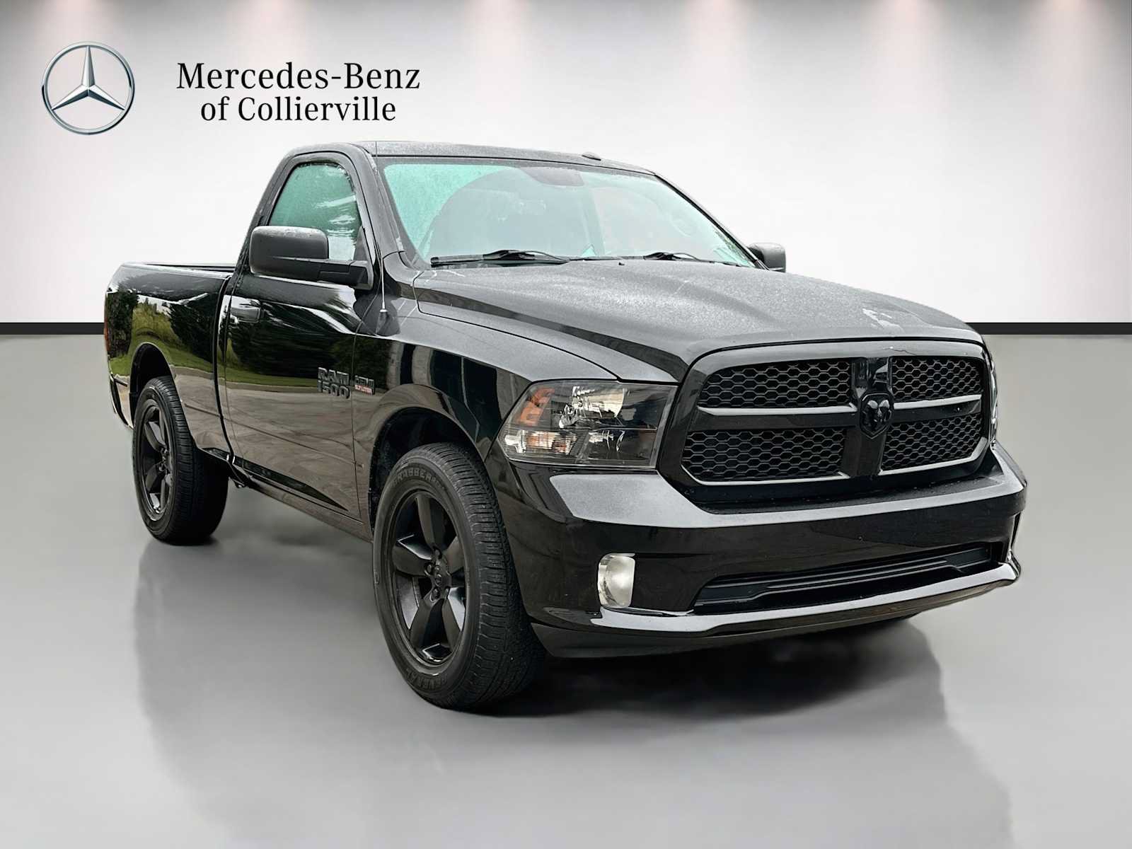 Used 2018 RAM 1500 Express w/ Black Ram 1500 Express Group RWD image 3