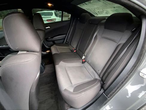 Used 2017 Dodge Charger SXT w/ Blacktop Package image 20