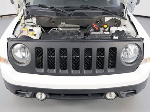 Used 2015 Jeep Patriot Sport w/ Power Value Group image 7