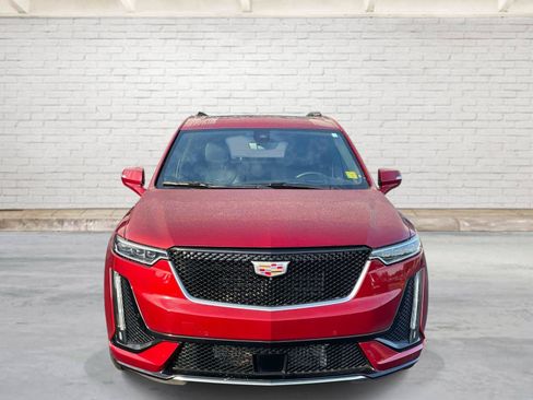 Certified 2024 Cadillac XT6 Sport w/ Platinum Package AWD/4WD image 8