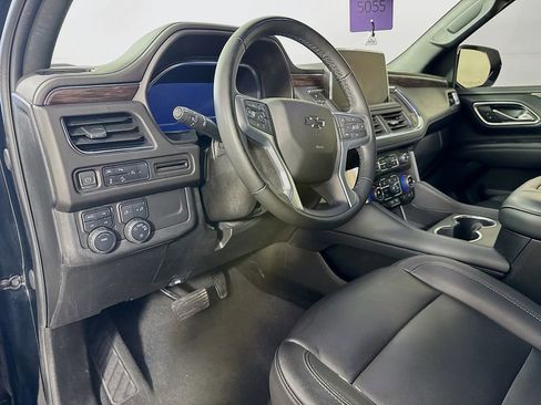Used 2024 Chevrolet Suburban Z71 AWD/4WD image 9