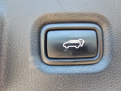 Used 2021 Hyundai Santa Fe Limited w/ Cargo Package AWD/4WD image 24