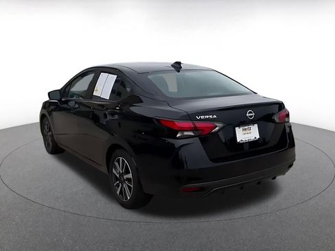 Used 2025 Nissan Versa SV FWD image 11
