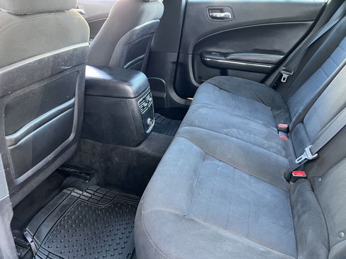 Used 2014 Dodge Charger SE RWD image 13