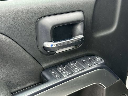 Used 2018 Chevrolet Silverado 1500 LT w/ Trailering Package AWD/4WD image 20
