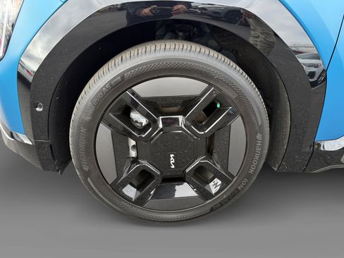 Certified 2024 Kia EV9 GT-Line image 9