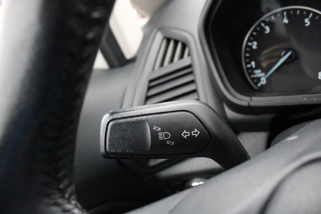 Used 2018 Ford EcoSport Titanium FWD image 11