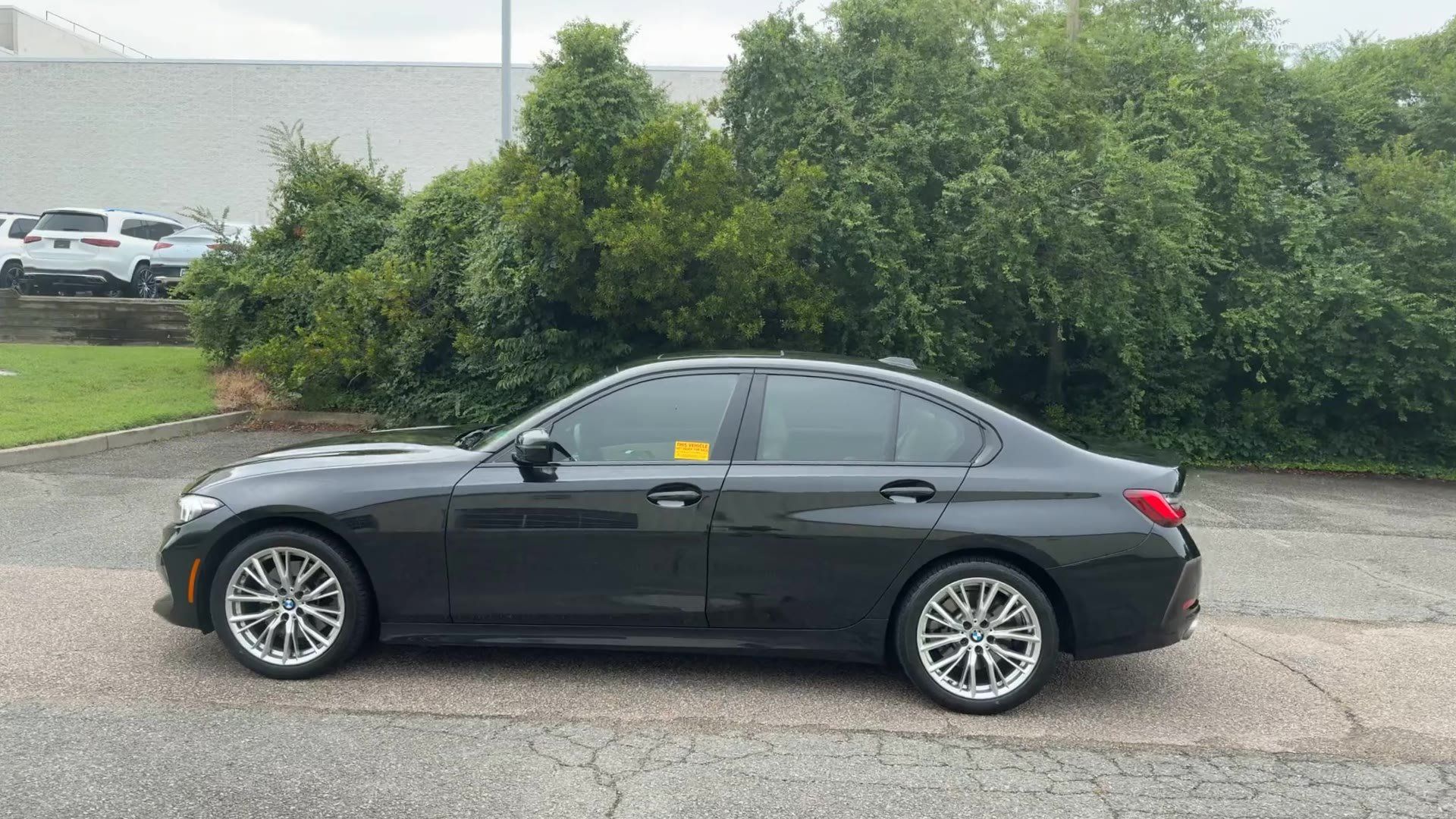 Used 2023 BMW 330i xDrive Sedan w/ Driving Assistance Package AWD/4WD image 7