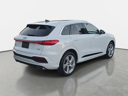 New 2025 Audi Q5 Prestige image 5