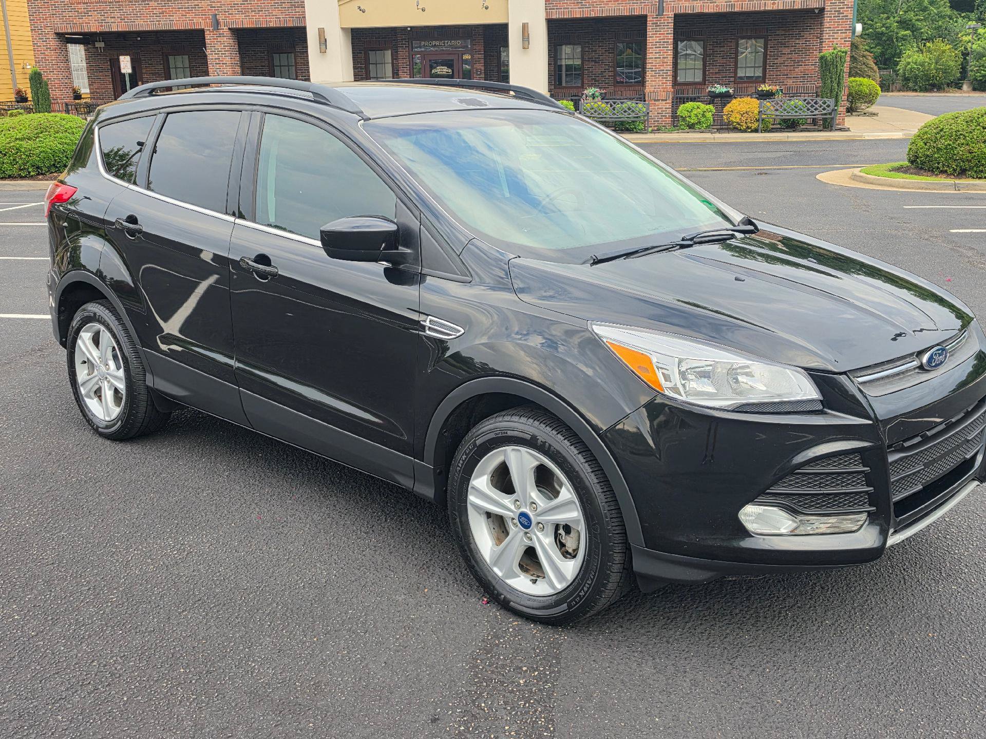Used 2010 Ford Escape XLT FWD image 5