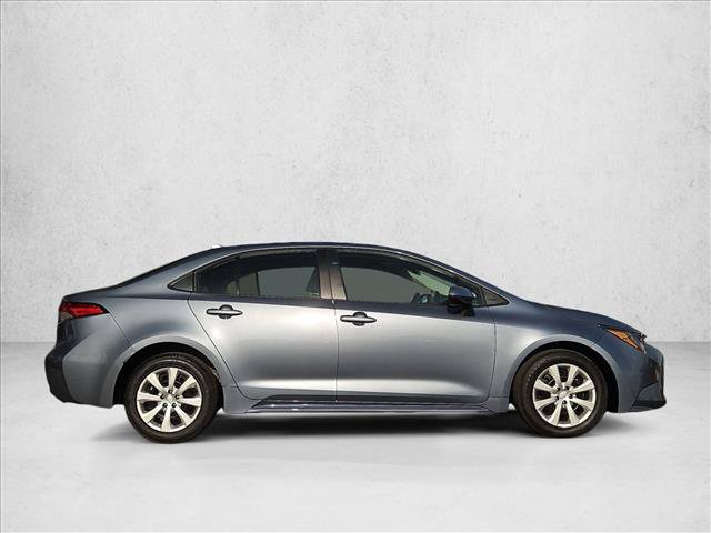 Used 2025 Toyota Corolla LE FWD image 4