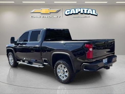 Used 2020 Chevrolet Silverado 2500 High Country w/ Z71 Off-Road Package AWD/4WD image 4