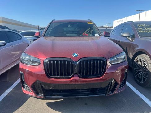 Used 2024 BMW X3 xDrive30i w/ Premium Package AWD/4WD image 2