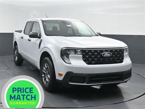 New 2025 Ford Maverick XLT image 1