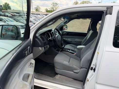 Used 2009 Toyota Tacoma PreRunner RWD image 13