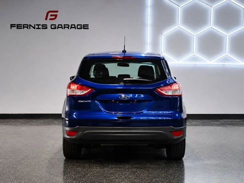 Used 2016 Ford Escape S FWD image 4