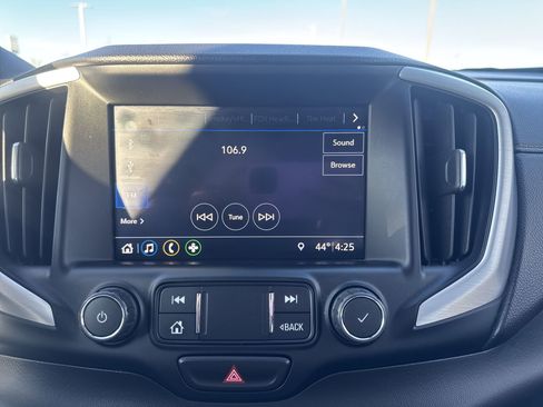 Certified 2021 GMC Terrain SLT image 16