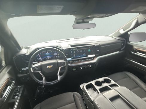 Certified 2024 Chevrolet Silverado 1500 LT image 24
