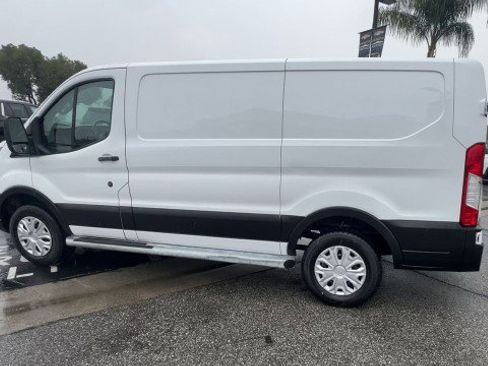 Used 2024 Ford Transit 250 Low Roof w/ Exterior Upgrade Package image 6