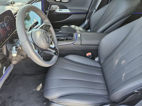 New 2025 Mercedes-Benz E 350 Sedan image 12