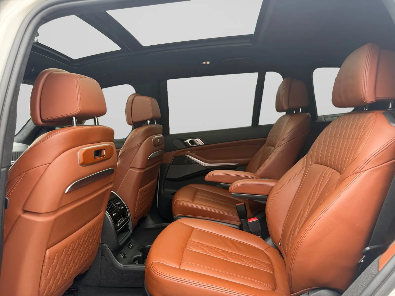 Used 2023 BMW X7 M60i w/ Executive Package AWD/4WD image 26