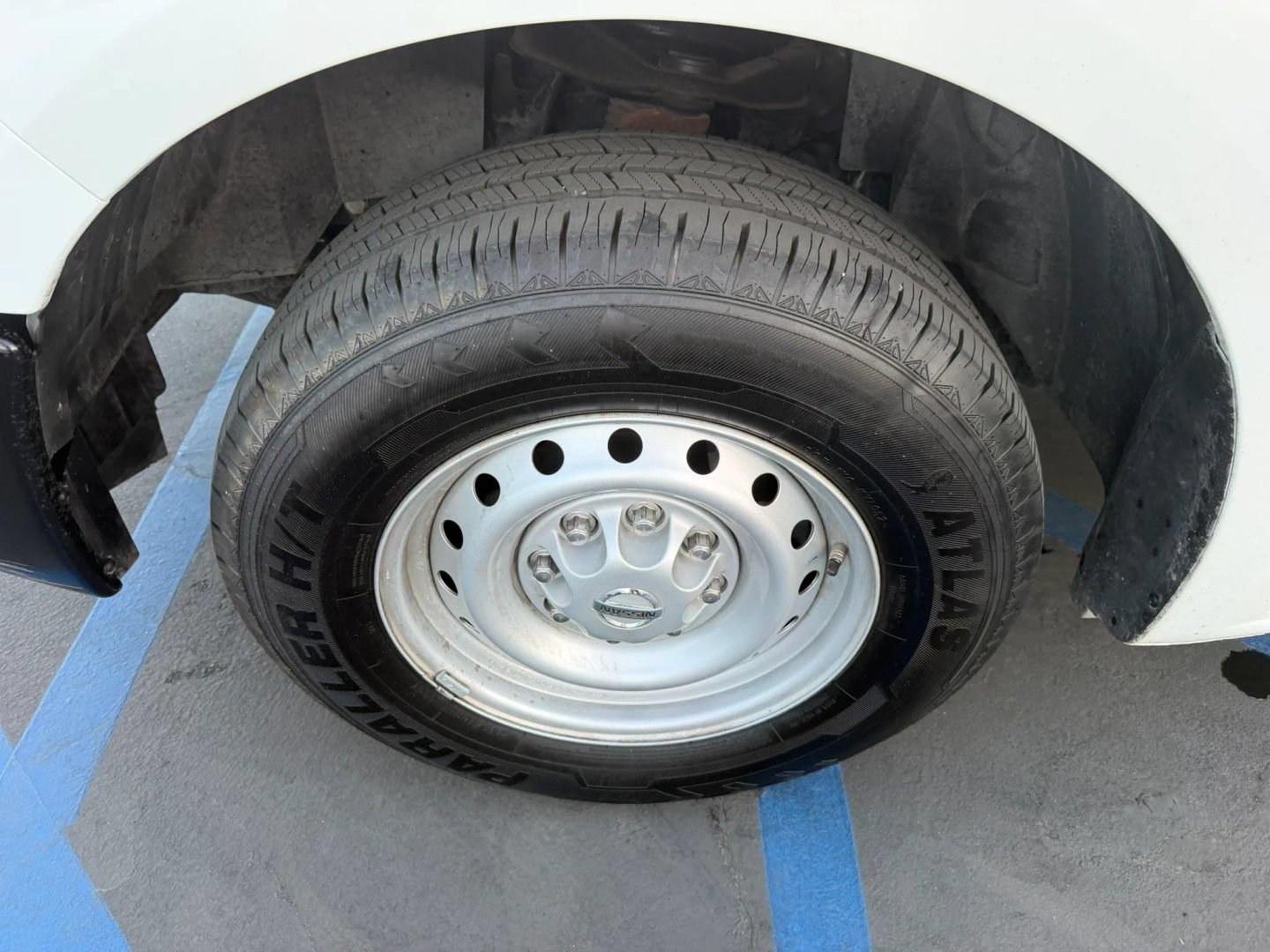 Used 2019 Nissan NV 3500 S RWD image 28