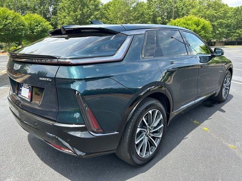 Used 2024 Cadillac Lyriq Sport AWD/4WD image 22