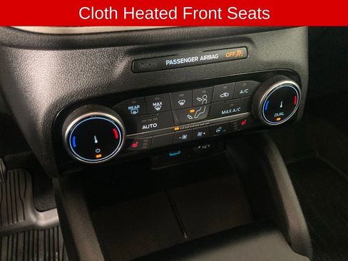 Used 2022 Ford Escape SE w/ SE Sport Appearance Package image 7