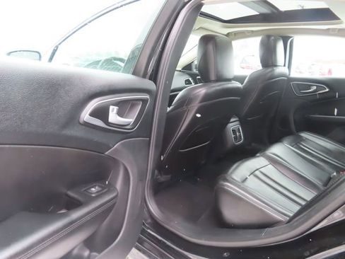 Used 2016 Chrysler 200 C w/ Quick Order Package 26P image 21