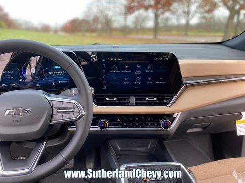 New 2026 Chevrolet Equinox ACTIV AWD/4WD image 27