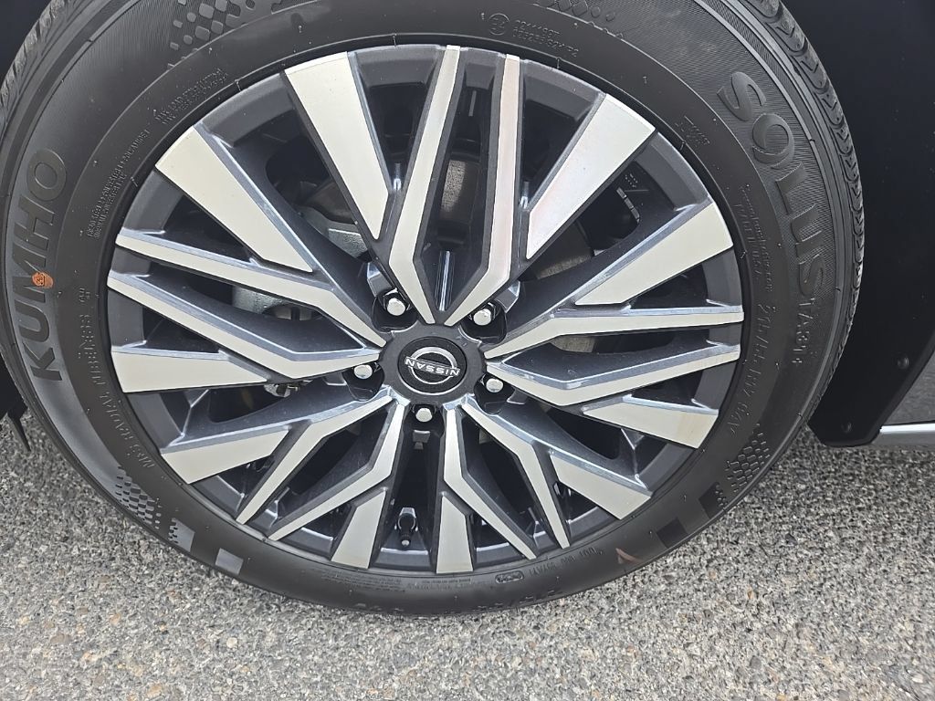 New 2026 Nissan Altima 2.5 SV AWD/4WD image 37