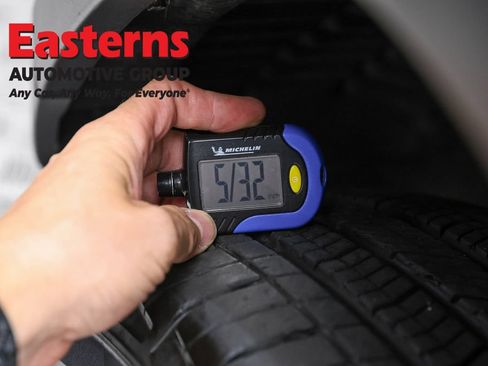Used 2023 Jeep Grand Cherokee 4WD 4xe image 32