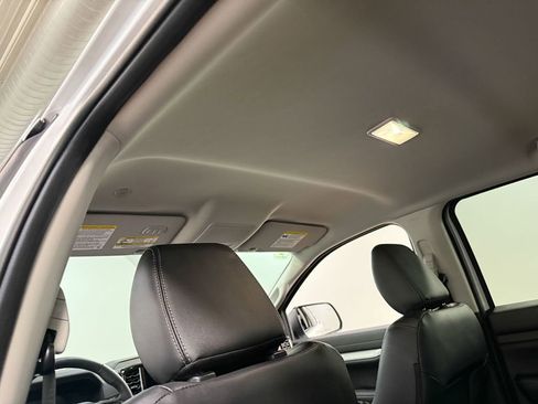 Used 2025 Ford Ranger Lariat w/ Advanced Towing Package image 53