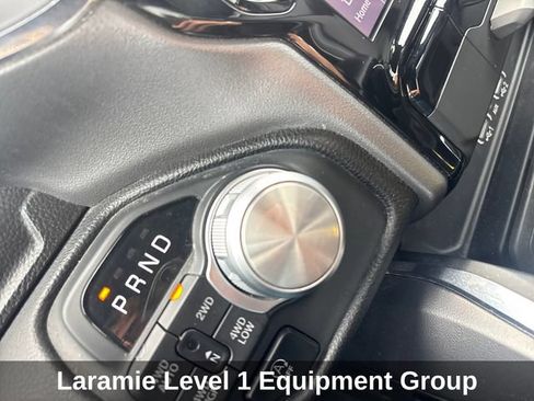 Used 2025 RAM 1500 Laramie AWD/4WD image 17