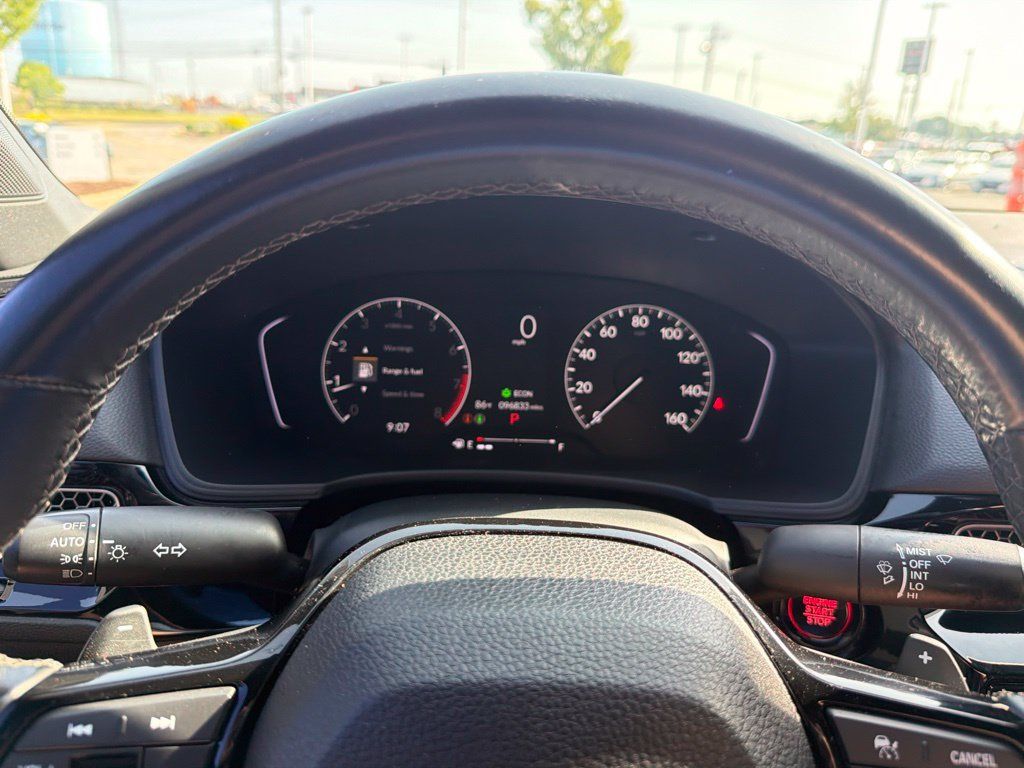 Used 2023 Honda Civic Sport image 18