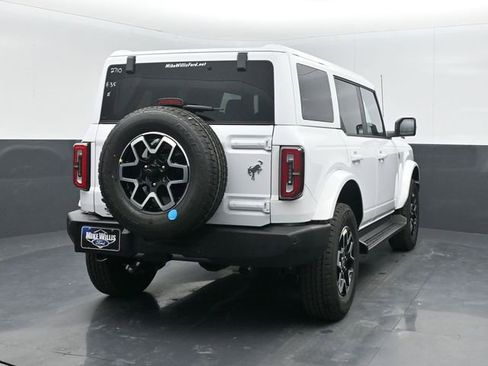 New 2025 Ford Bronco Outer Banks image 7