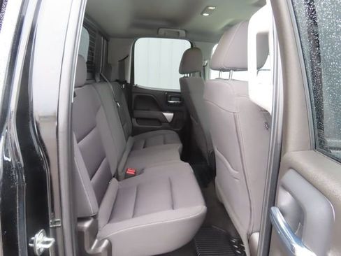 Used 2018 Chevrolet Silverado 1500 LT w/ Redline Edition AWD/4WD image 27
