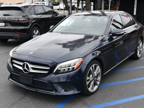 Used 2019 Mercedes-Benz C 300 Sedan image 3