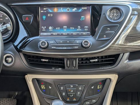 Used 2020 Buick Envision Essence FWD image 17