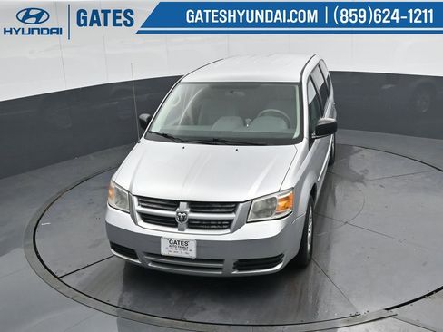 Used 2010 Dodge Grand Caravan SE w/ Climate Group FWD image 41