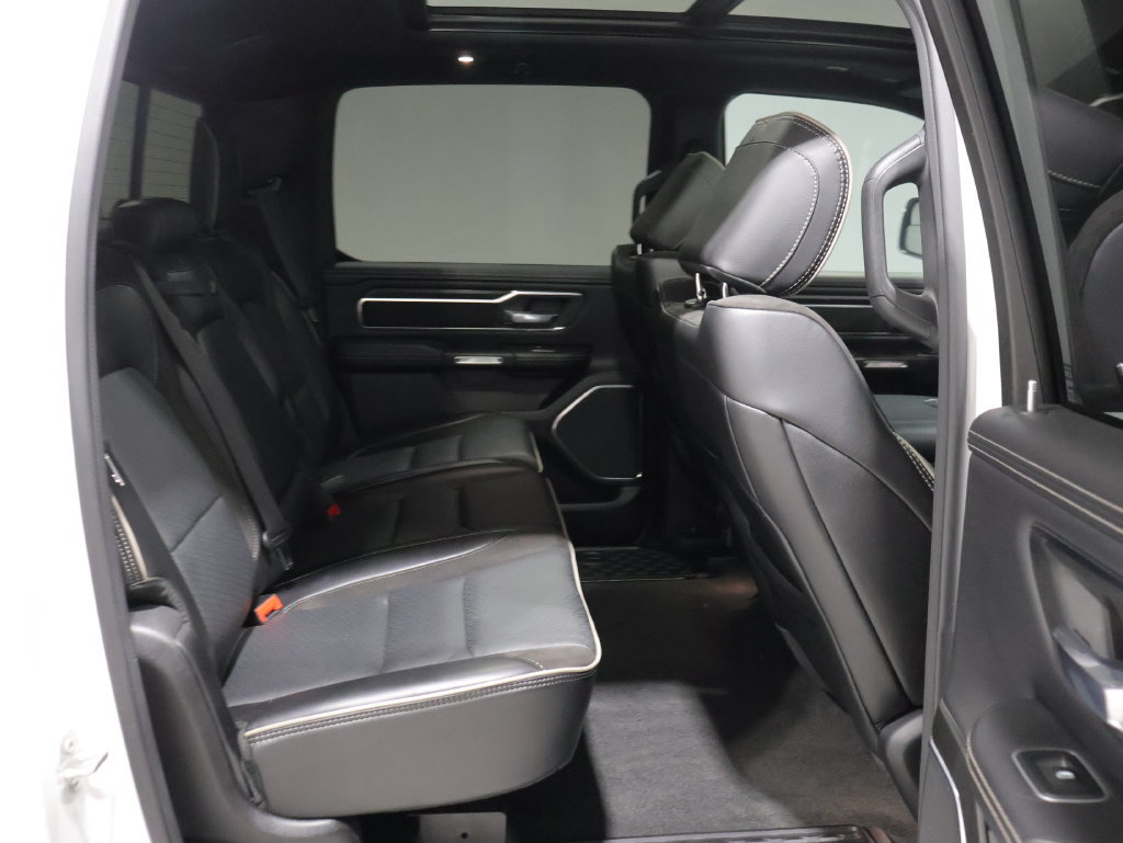 Used 2024 RAM 1500 Laramie AWD/4WD image 20