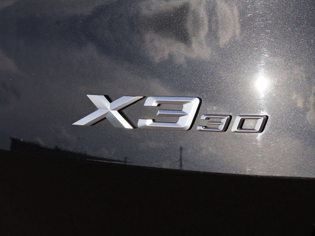 Used 2025 BMW X3 xDrive30i AWD/4WD image 8