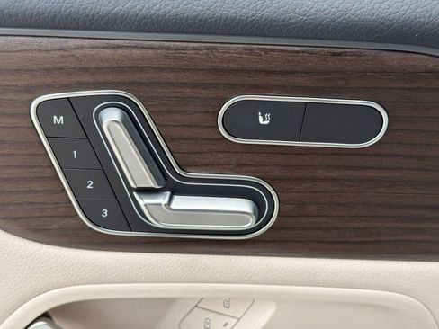 Certified 2026 Mercedes-Benz GLB 250 image 22