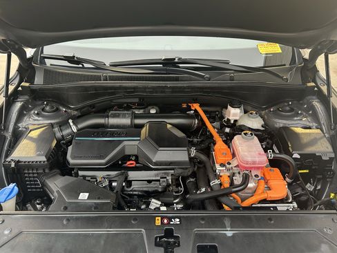 Used 2021 Hyundai Santa Fe Limited image 12